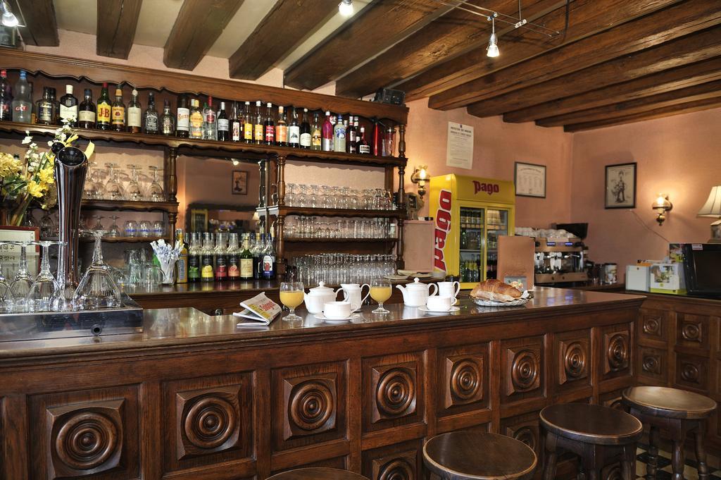 Logis Auberge A La Tete De Lard La Ferte-Imbault ภายนอก รูปภาพ